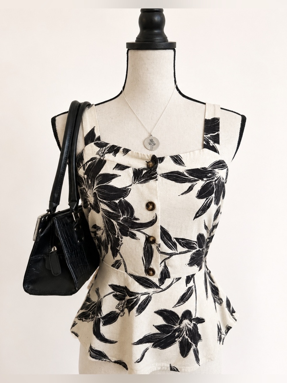 Monteau Peplum Tank Top Black & Cream Floral Medium Linen Blend